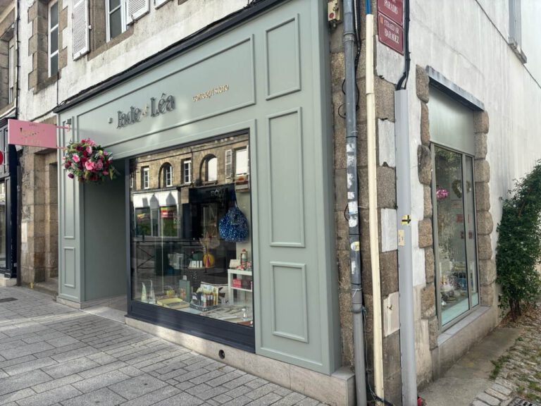 creation facade concept store Jade et Lea Pontivy1 Grande