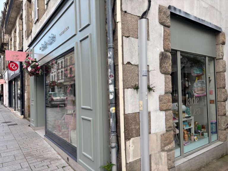 creation facade concept store Jade et Lea Pontivy9 Grande