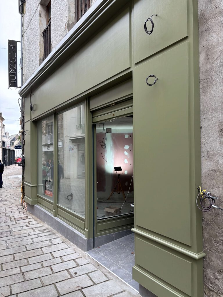 refection creation facade amenagement interieur Comptoir irlandais4 scaled